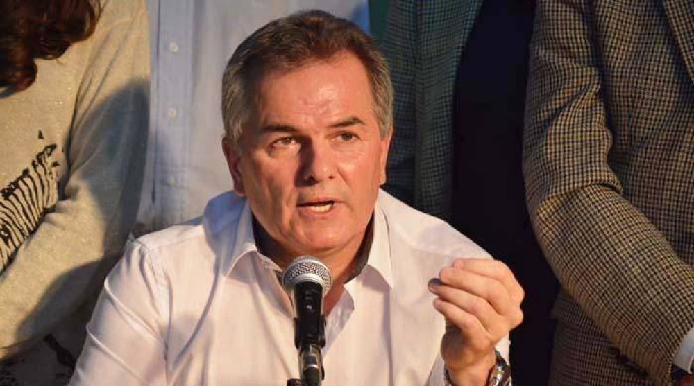 Gay aclar� sobre su cuestionado discurso: 