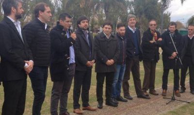 Garro inaugur� la zona Wi Fi en Parque Alberti