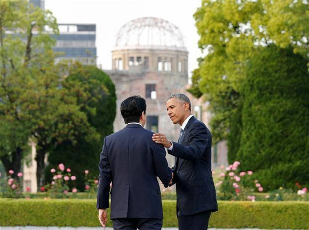 En una hist�rica visita a Hiroshima, Obama llam� a eliminar el arsenal nuclear