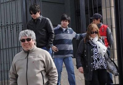 B�ez aval� la embestida contra CFK y ahora la complica con una carta