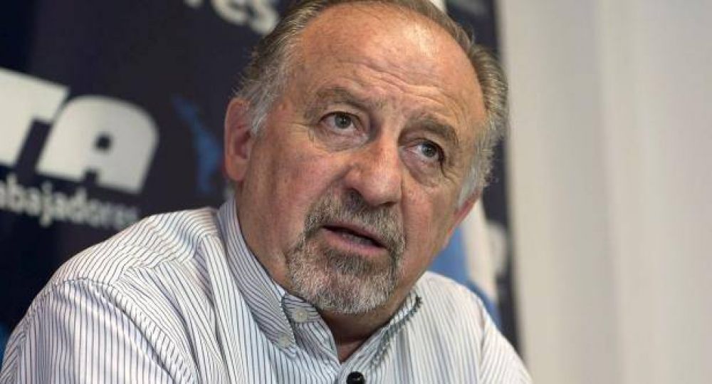 Yasky critic� a Macri por veto a ley antiempleo