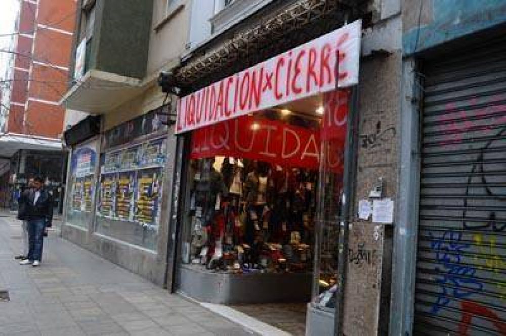 Las persianas bajas, un fen�meno que se incrementa en la ciudad
