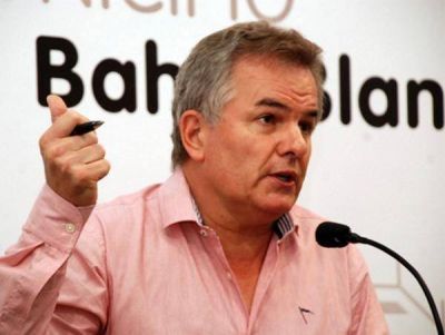 El intendente Gay se comprometi� a trabajar para que �no haya m�s femicidios en nuestra sociedad�