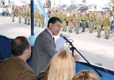 Casas llam� a dejar de lado las diferencias y trabajar juntos