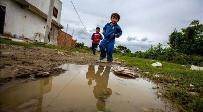 Tres de cada diez ni�os viven en zonas de basurales en Salta