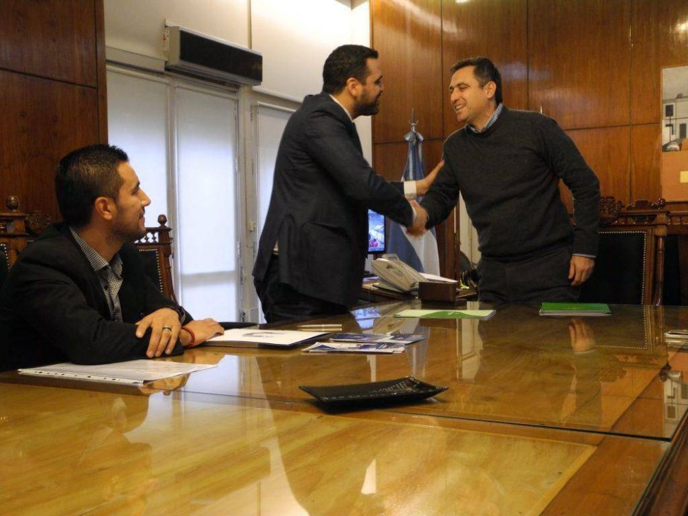 El Intendente Vuoto firm� convenios rec�procos con Villa Carlos Paz y C�rdoba