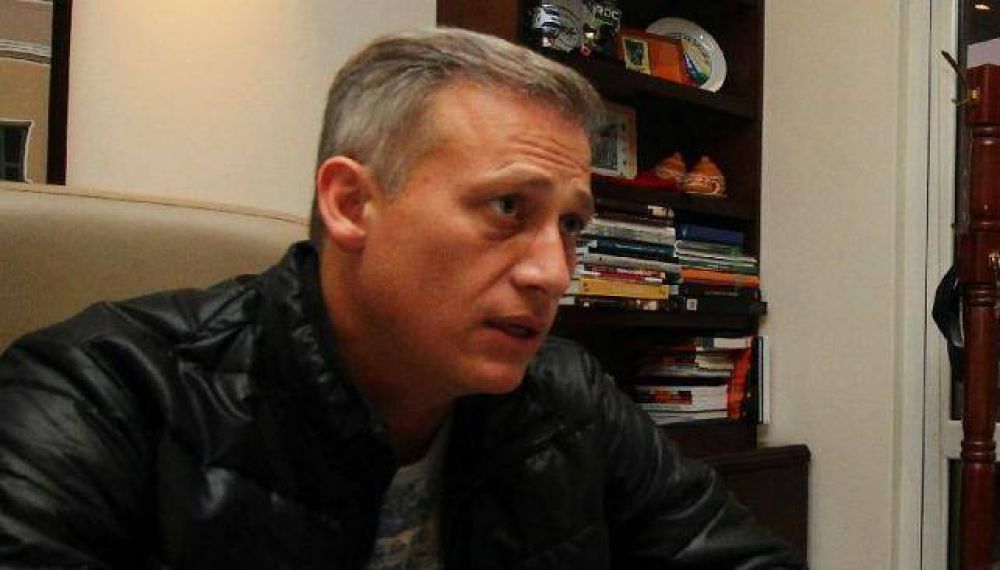 Esteban Avil�s: Es el momento de discutir pol�ticas para la Provincia