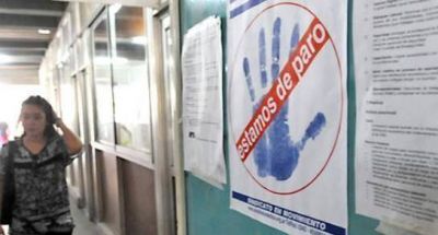 Paro en todos los hospitales provinciales