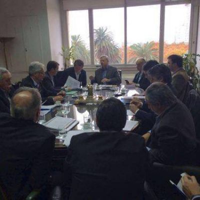Intendentes se reunieron con Aranguren