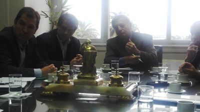 Intendente de Guamin�: �efectuamos a Aranguren fuerte reclamo por aumento de la tarifa el�ctrica y de gas�