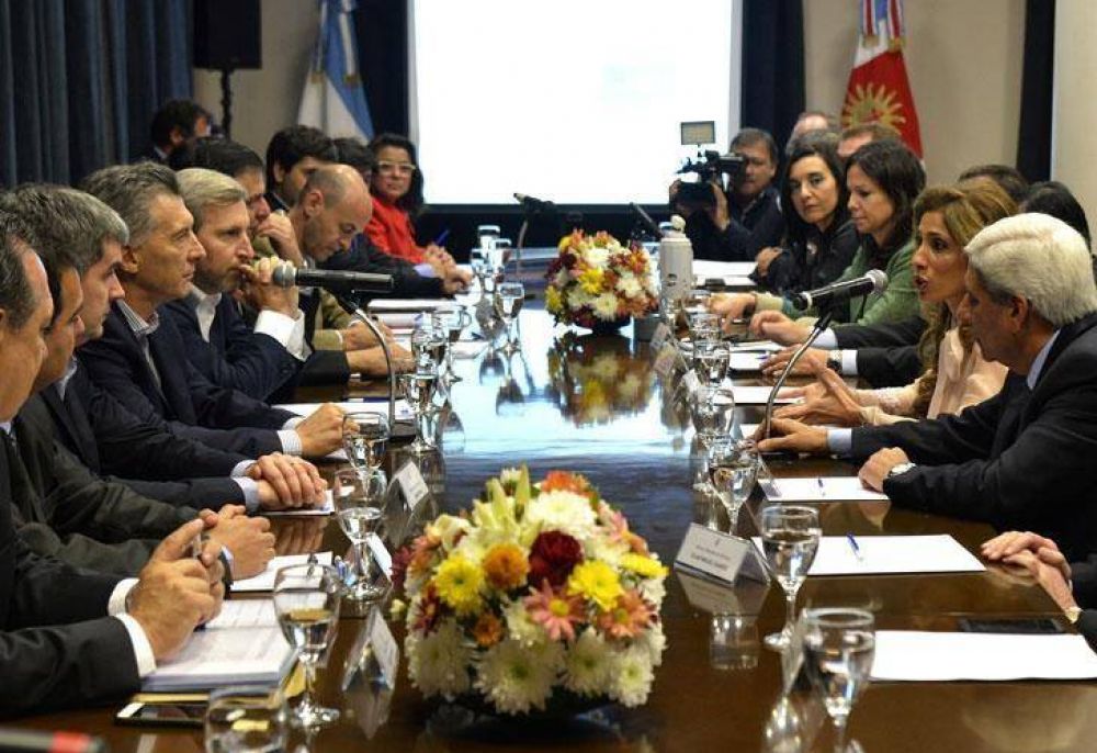 Macri encabez� una reuni�n de Gabinete en Santiago del Estero