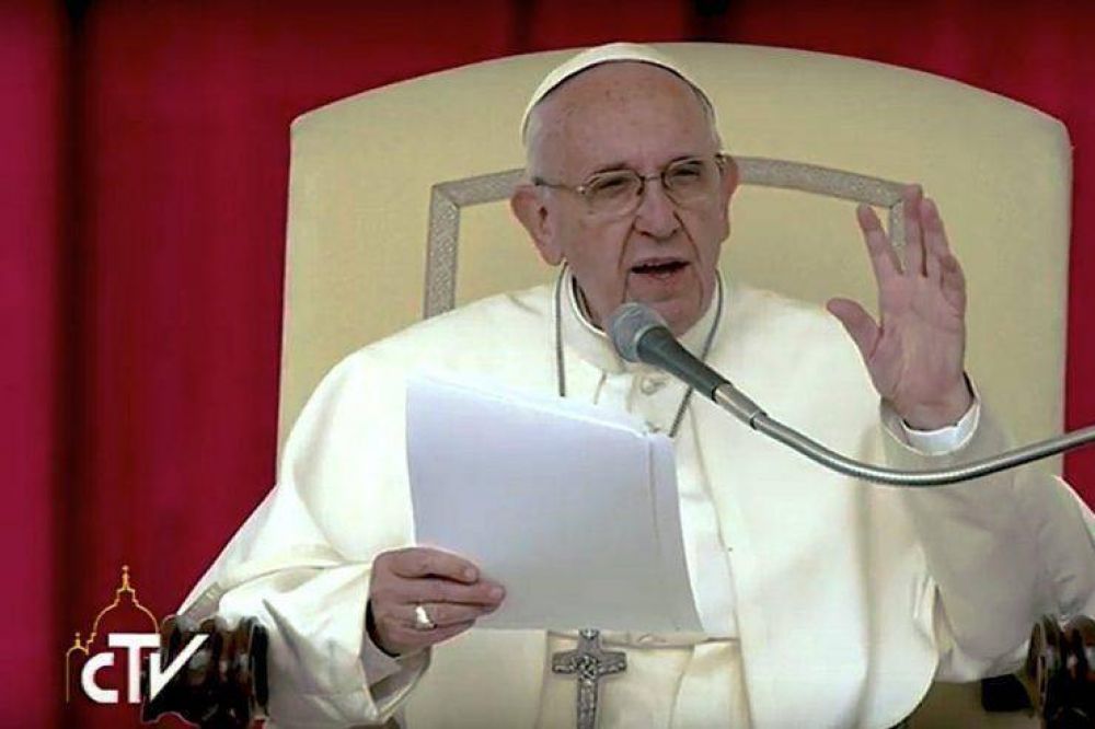 El Papa en la audiencia: El fariseo es el smbolo del corrupto que finge rezar