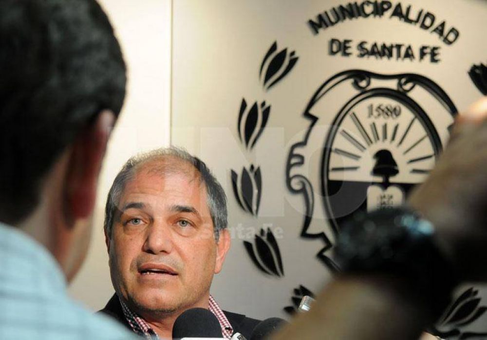 Simoniello propone la gesti�n de �reas y edificios vacantes