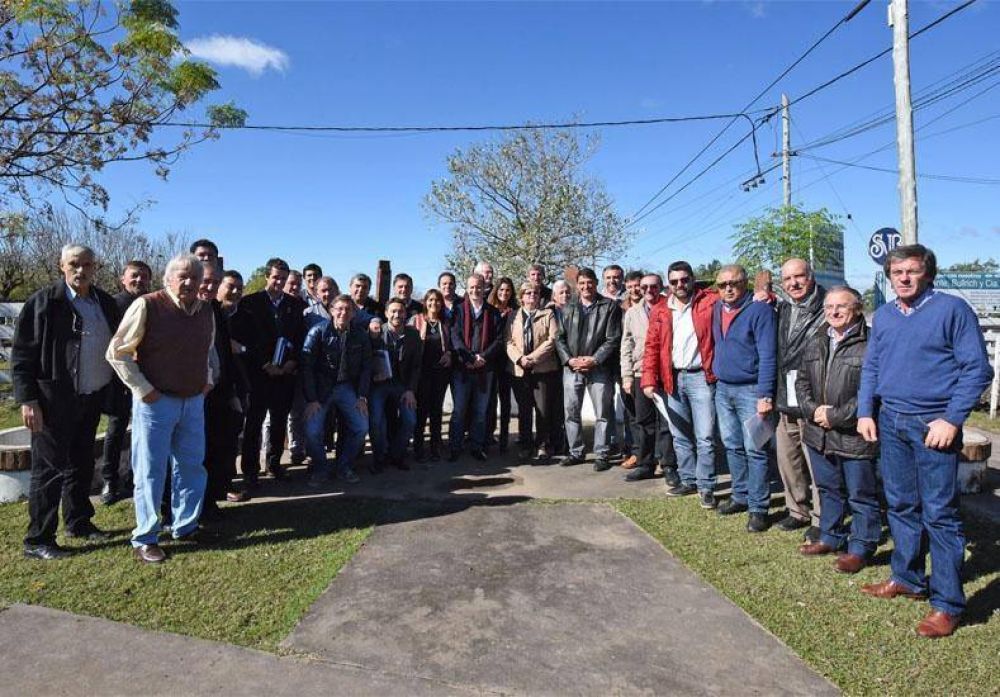 Bordet reuni� a los intendentes del PJ para pedirles que controlen el gasto