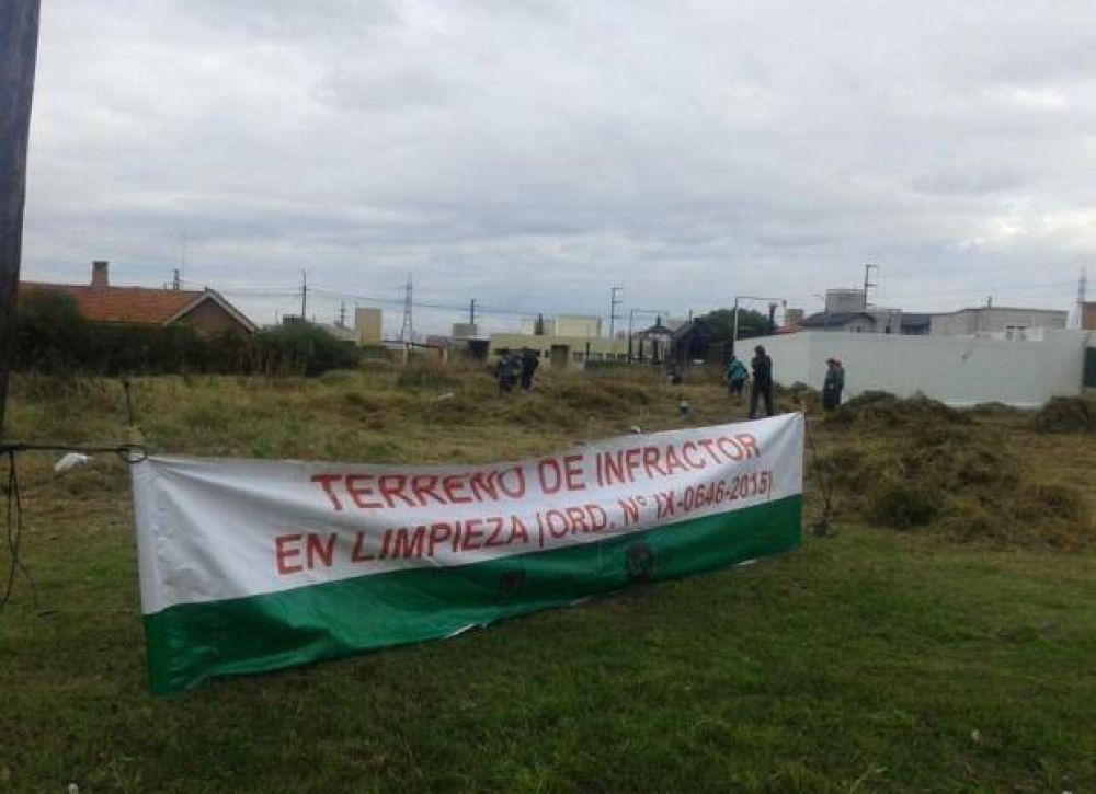 San Luis: la Comuna ya intim� a m�s de 200 due�os de bald�os