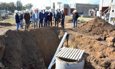 Bol�var: En territorio FpV, Naci�n y Provincia entregaron viviendas 