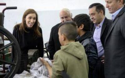 Vidal visit� Llavallol junto a Insaurralde