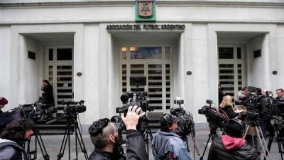En AFA dieron marcha atr�s y confirmaron que las elecciones est�n suspendidas