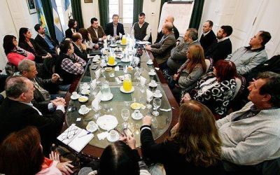 En Brown lanzaron una mesa de di�logo