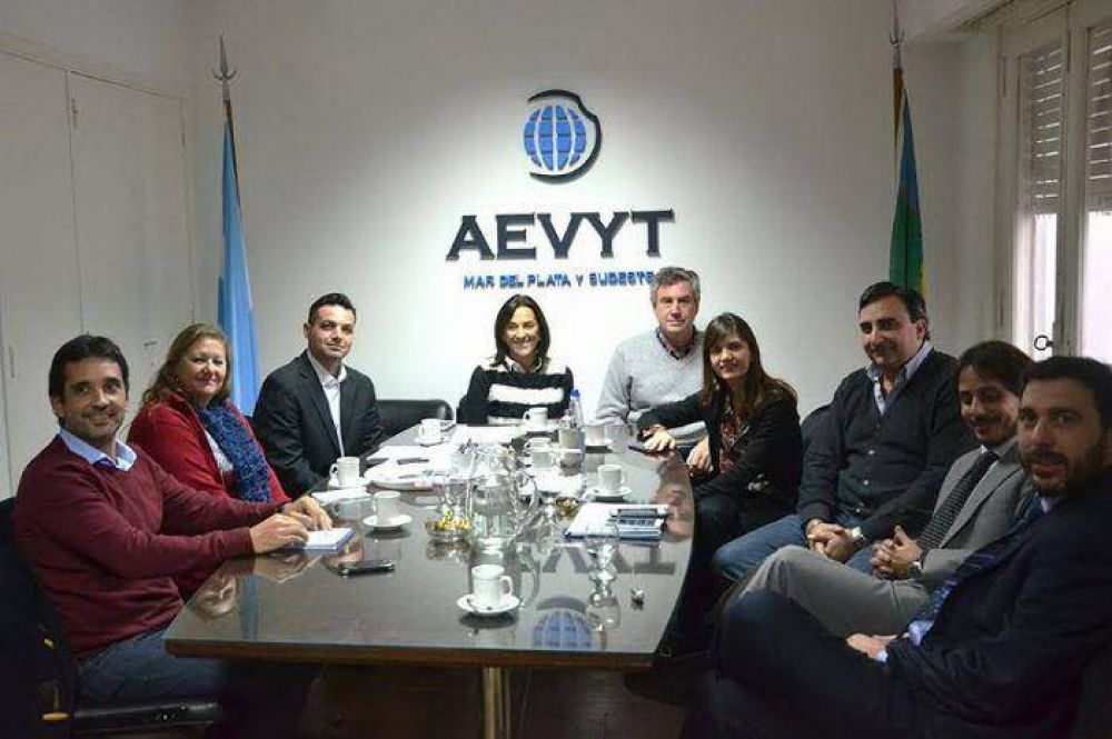 La Diputada Raverta se reuni� con la Asociaci�n de Agencias de Viaje y Turismo