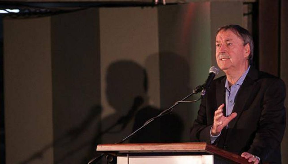 Si la Naci�n paga el d�ficit de la Caja, Schiaretti coparticipa 15% a municipios