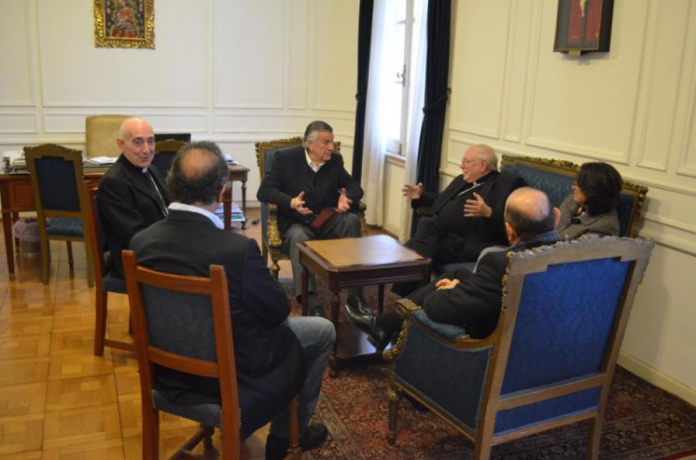 La nueva conduccin nacional del PJ visit la sede del Episcopado