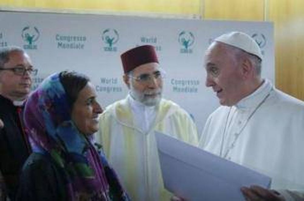 El Papa Francisco invitado a visitar los Emiratos rabes Unidos