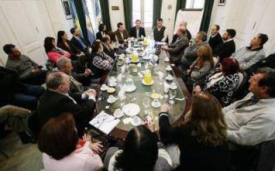Cascallares lanz� mesa de di�logo con instituciones locales
