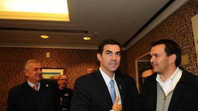 Urtubey respald� el pago a jubilados