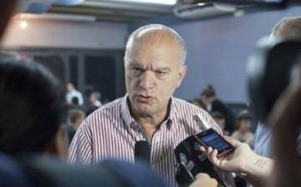 En Lan�s, Arba present� un nuevo programa de gesti�n tributaria