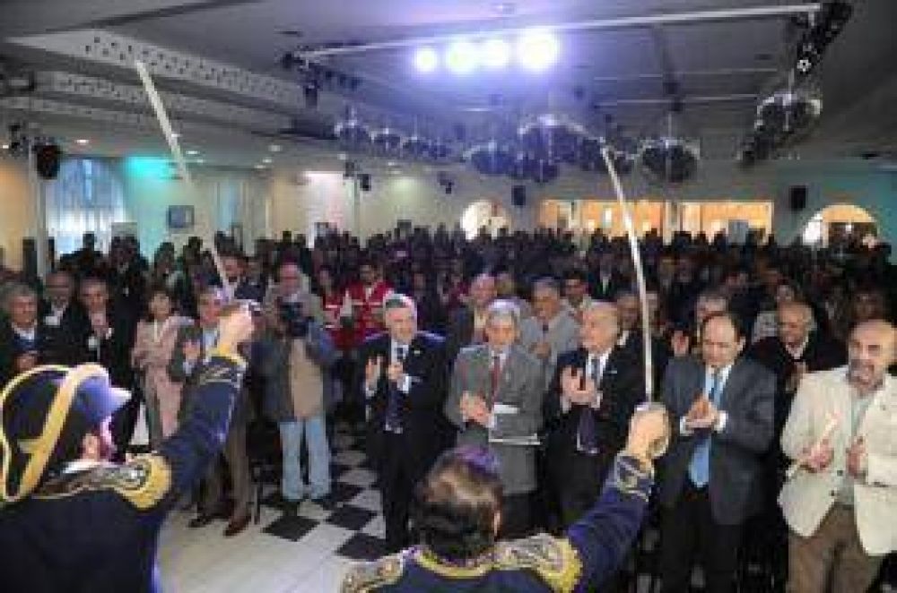 La Rural quiere a Macri y a Manzur en la tribuna de la Expo Tucumn