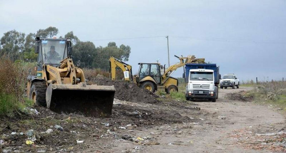 Para descentralizar las obras en los barrios, compran m�s maquinaria