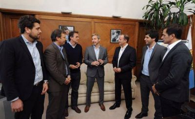 Clubes de barrio: intendentes peronistas, cerquita de Naci�n