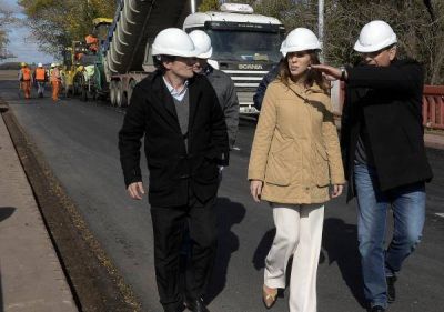 Desde tierra radical, Vidal asegur�: Estamos cumpliendo con lo que nos comprometimos