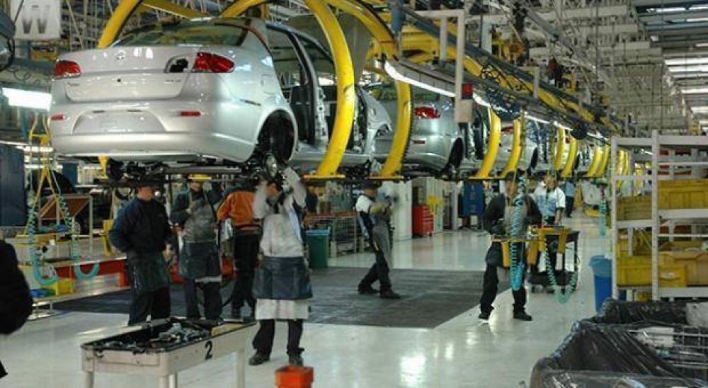 Industriales contradicen al gobierno y avizoran recuperaci�n econ�mica para el 2017