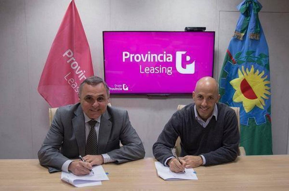 Pilar firm� contrato con Provincia Leasing por 15 millones de pesos