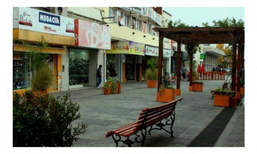 La ca�da de las ventas en el centro de Pilar, cada vez m�s fuerte