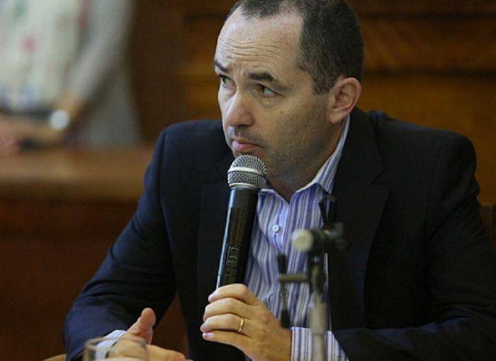 Fiorini consider� un logro el tope a las subas en tarifa de gas