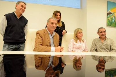 Centro de Salud 2: �No queremos cerrar nada, vamos a invertir en salud�