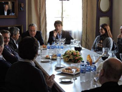 Tandil recibir� 128 millones para obra p�blica, detall� el ministro Lacunza