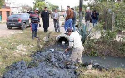 Capitanich present� el plan de limpieza integral de los desag�es pluviales