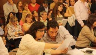 �El Gobierno porte�o no debe permitir nuevas salas de juego�