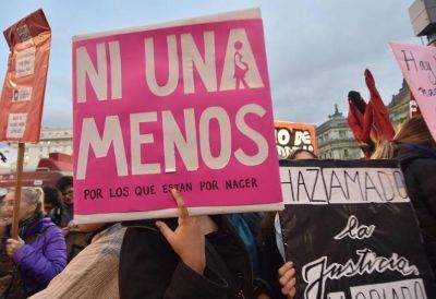 #NiUnaMenos: otra multitudinaria convocatoria contra los femicidios