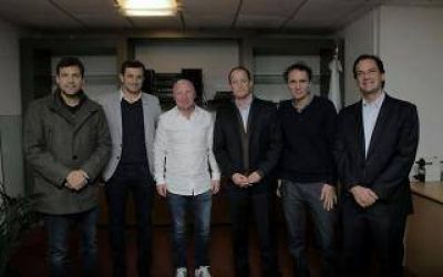 Dirigentes peronistas se reunieron con Mac Allister