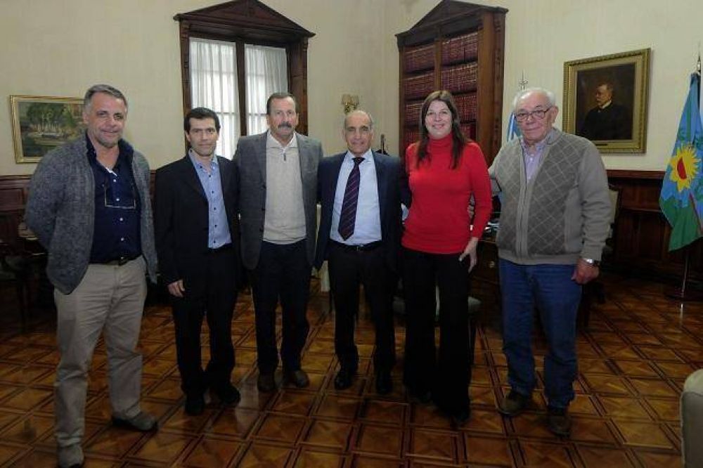 Antinori y referentes de Cambiemos se reunieron con Salvador