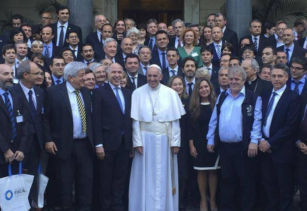 Lorenzetti y los jueces vuelven fortalecidos con la bendici�n papal