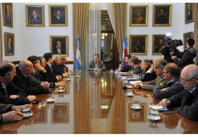 Reuni�n con la Mesa de Enlace: El gobierno acompa�ar� a los productores en gestiones para obtener cr�ditos