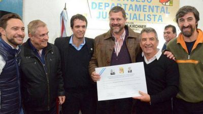 Urribarri y Cresto llamaron a la unidad del PJ y ratificaron apoyo a Bordet	
