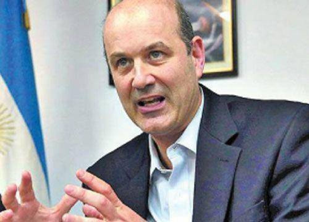 Arriba hoy a la Provincia el titular del Banco Central Federico Sturzenegger