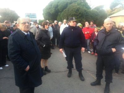 Por los reiterados robos, vecinos de la zona sur increparon a Arroyo